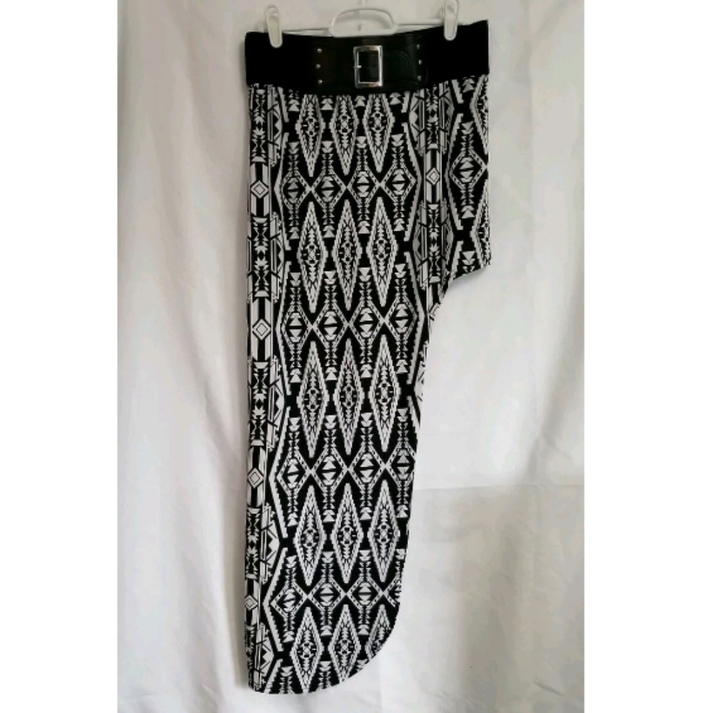 NWT Womens Mint Green Asymmetrical High Thigh Black White Stretch Skirt Size L